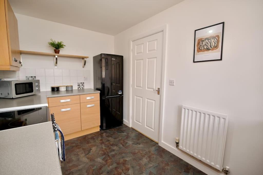 Willa Highley'S Nest - Fully Furnished Gem, Free Private Parking, Sky Tv & Netflix Coventry Zewnętrze zdjęcie